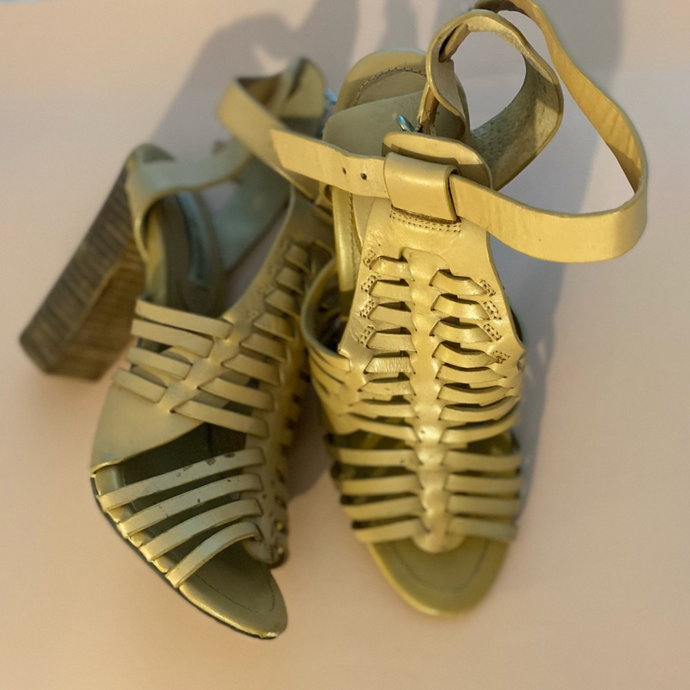 Steve Madden Boho Heels